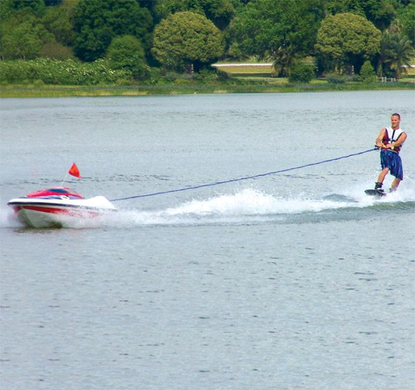 Waterskiing